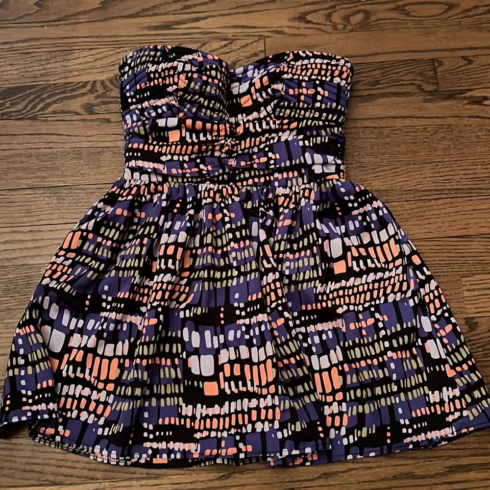bar lll geometric print mini dress.